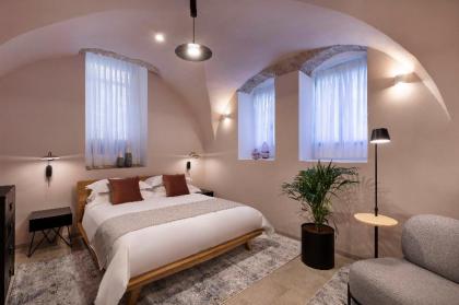Damson Boutique Hotel - image 19