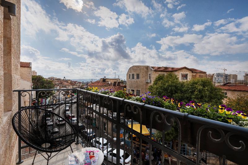 Damson Boutique Hotel - image 4