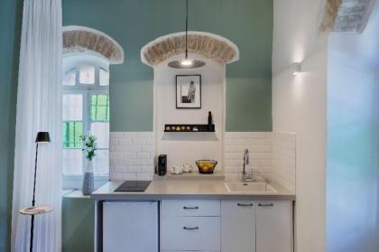 Damson Boutique Hotel - image 8