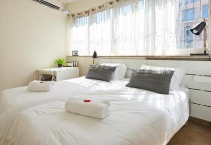 A designed apartment in the best location! - image 1
