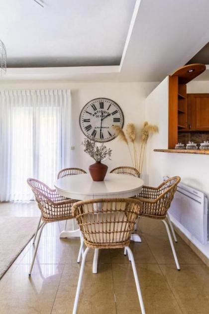 Molho 2BR for 6 guests - image 6