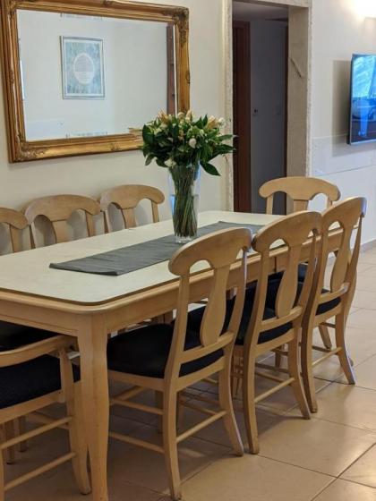 Beautiful Jerusalem Weekend Rental - image 11