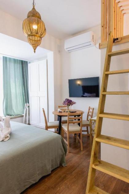 Super Prime location studio in Jerusalem - image 17