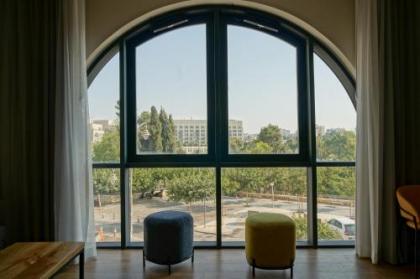 Apartique Hotel - image 14
