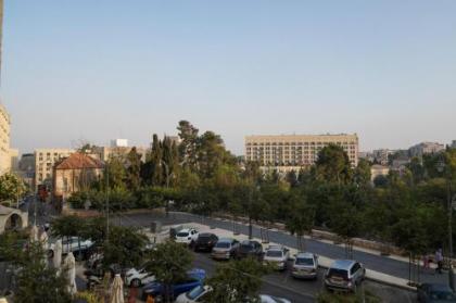 Apartique Hotel - image 18