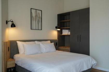 Apartique Hotel - image 6