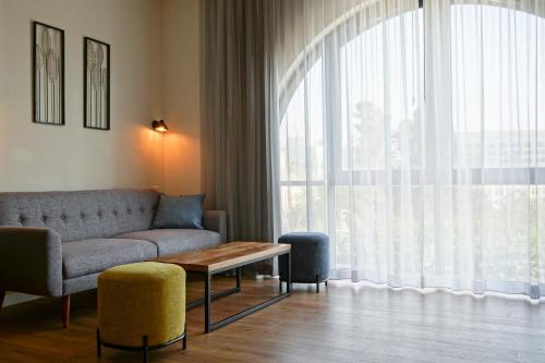 Apartique Hotel - image 7