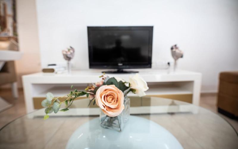 Travo Holly City Residence KDR 2 BDR Pearl - main image