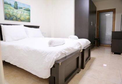 Travo Holly City Residence KDR Luxury 4 BDR - image 5