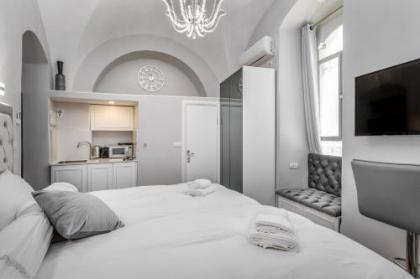 Magical Apartments in front To Mamilla Mall - image 5