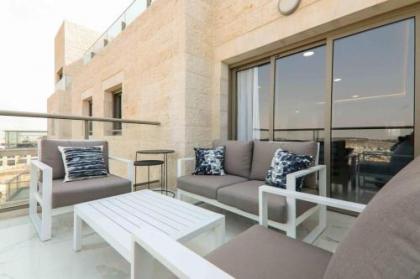 Awesome view 3bdm Haneviim Court - image 8