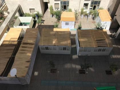 Beautiful 2bdm apt with gorgeous view - image 6