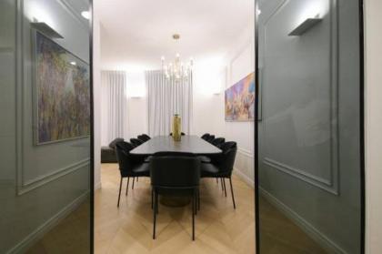 Gorgeous 4 bedroom apt in JTower Jerusalem - image 11