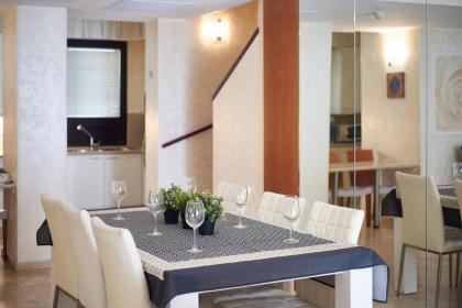 Luxurious Duplex Garden Parking in David Village - image 28