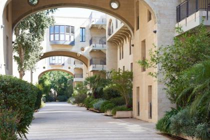 Luxurious Duplex Garden Parking in David Village - image 29