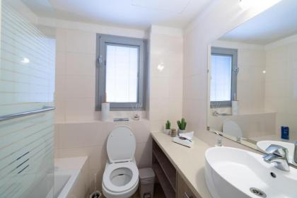 Art Apartment In Mamila - King David Residence - image 18