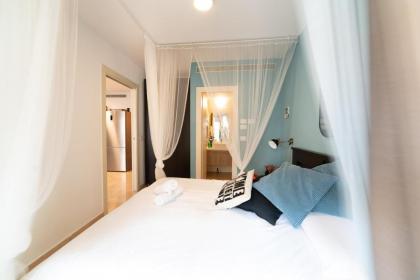Art Apartment In Mamila - King David Residence - image 19