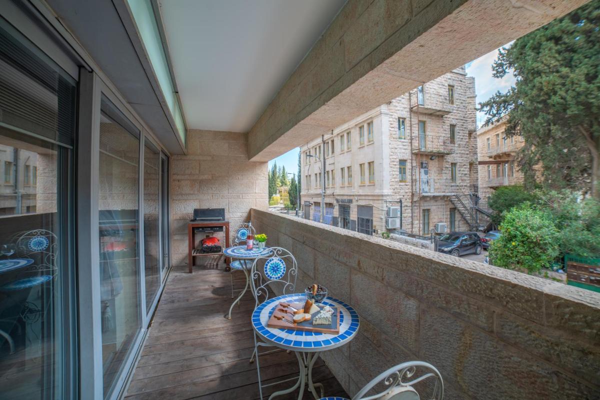 Art Apartment In Mamila - King David Residence - image 7