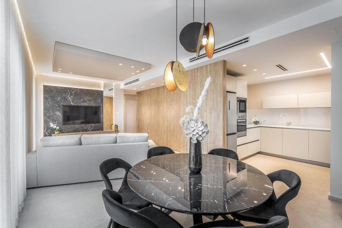 Next the Old City - 5 stars apartment - David village - main image