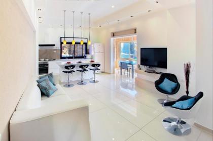 Luxury apartment in the heart of the German colony