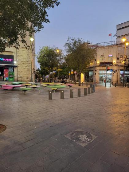Central Jerusalem - image 3
