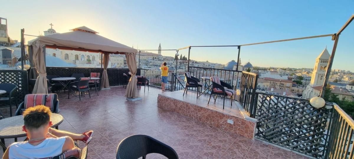 New Citadel Hostel - image 2