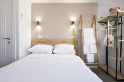 Aju Hillel 14 - image 23