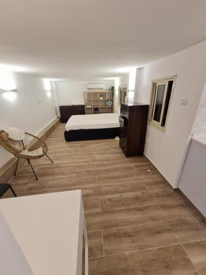Cohens apartments - image 2