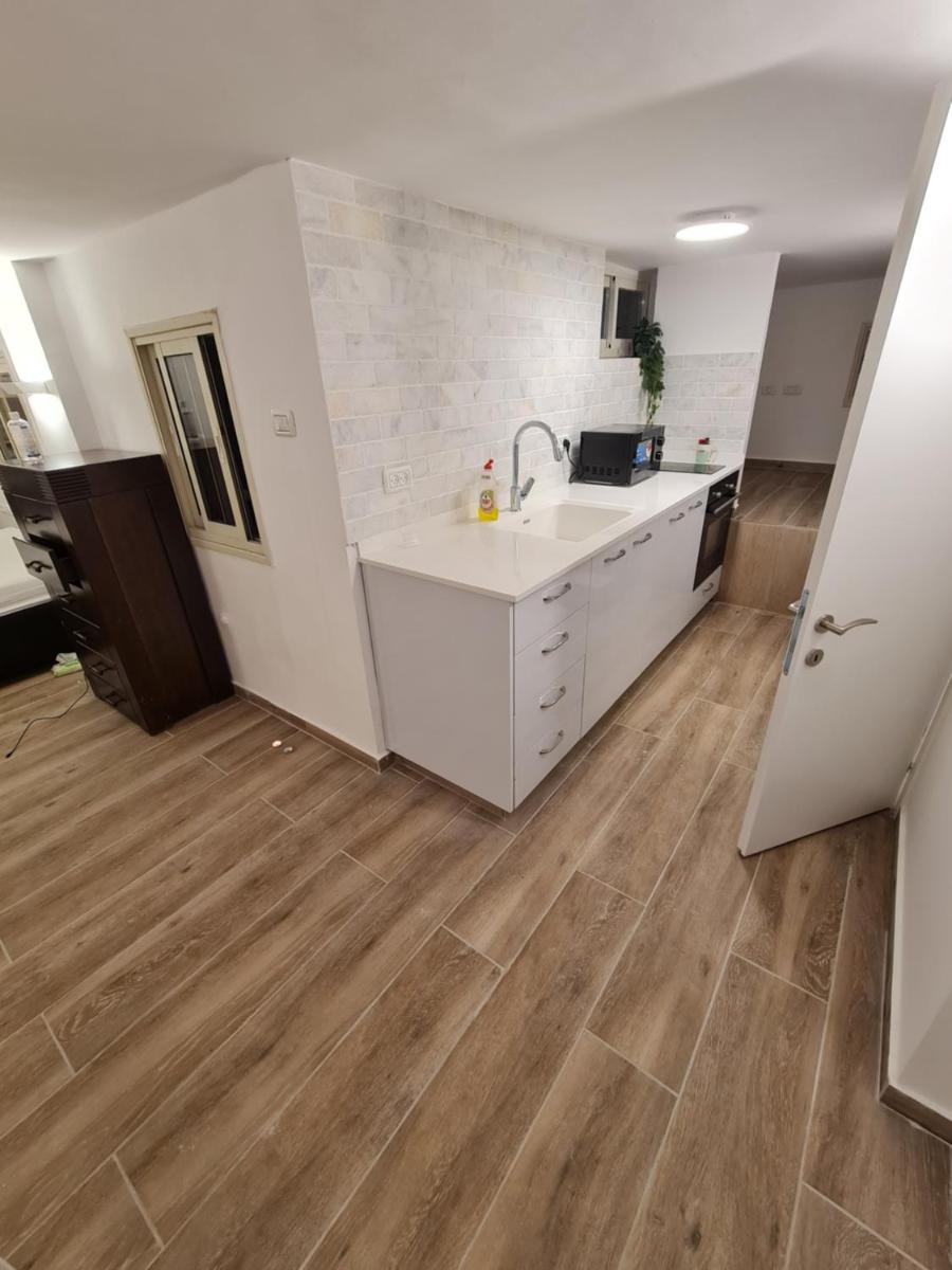 Cohens apartments - image 5