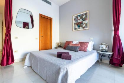 Cosy Studio in Mamilla free parking up to 5 ppl - image 10