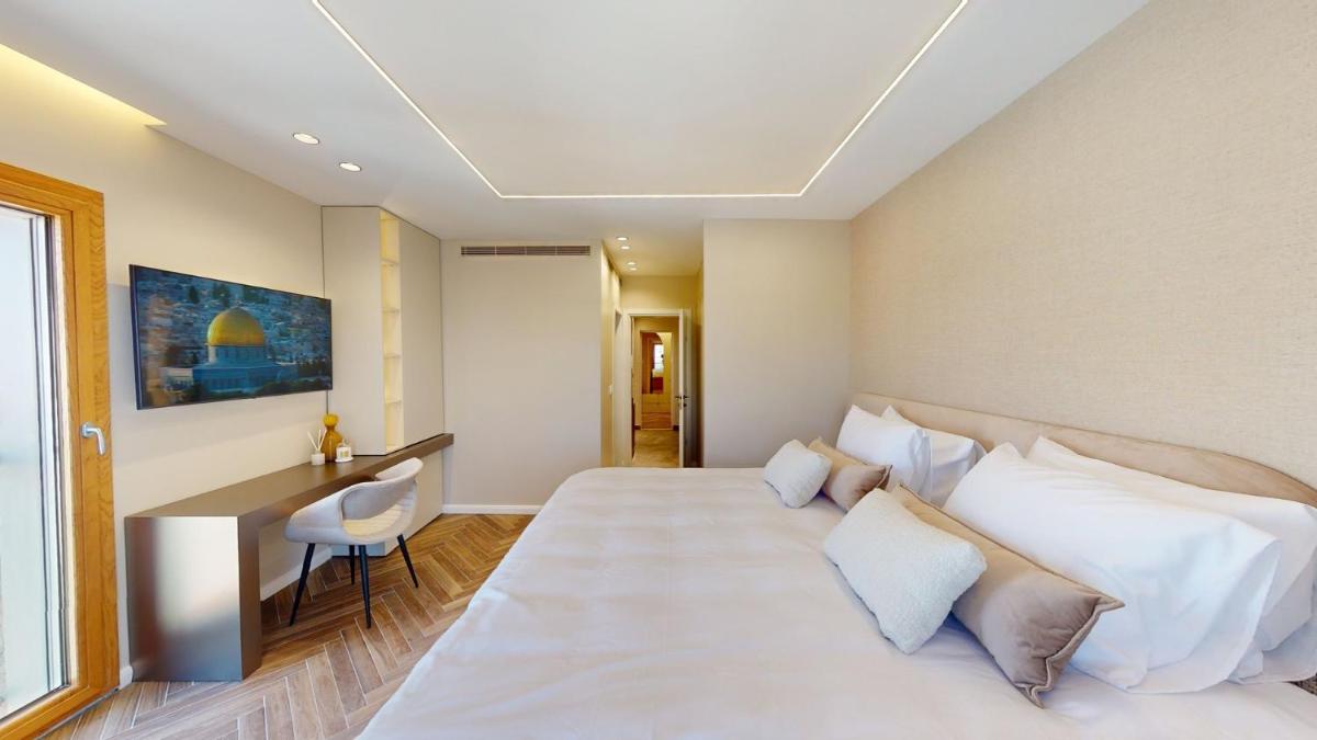 KING DAVID RESIDENCES - Pool & Gym - image 7