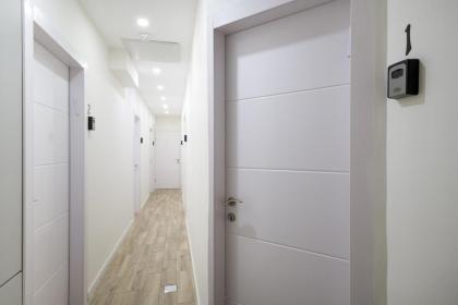 Aju Ben Yehuda 23 - image 21