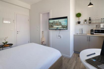 Aju Ben Yehuda 23 - image 22