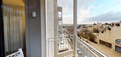 Mamilla luxury apartment Itzhak Karib 14 - image 11