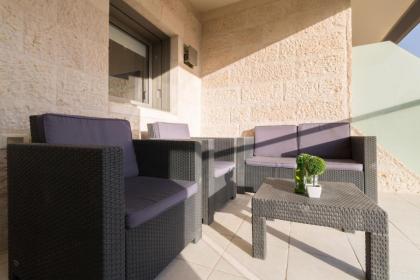 Kook 7 Apartment - image 16