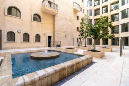 Kook 7 Apartment - image 20
