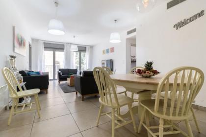 Kook 7 Apartment - image 9