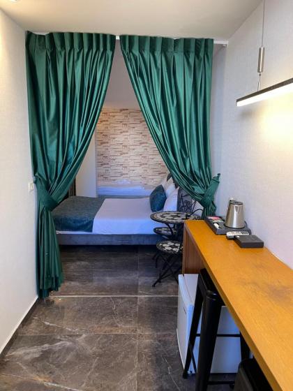 Lago Suites Hotel - image 19