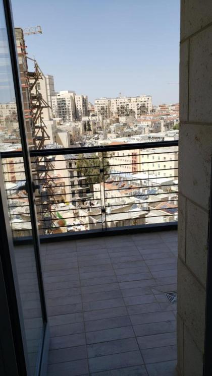 Brand New 3 Bedroom Apartment in Shalem Tower - image 27