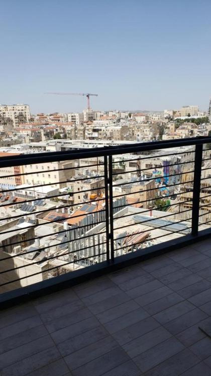 Brand New 3 Bedroom Apartment in Shalem Tower - image 28