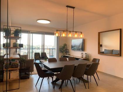 Brand New 3 Bedroom Apartment in Shalem Tower - image 8