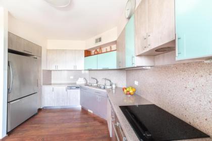 Art Apartment In Mamila - Art & View - image 27