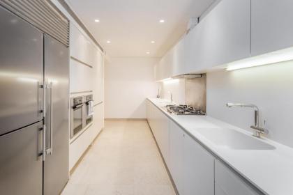 Spectacular 375 SQM at Mamilla Mall - 4 bedroom - image 14