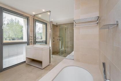 Spectacular 375 SQM at Mamilla Mall - 4 bedroom - image 18
