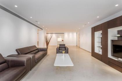 Spectacular 375 SQM at Mamilla Mall - 4 bedroom - image 4