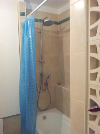 Kosher Furnished 3 bedroom apartment in Katamon - image 26