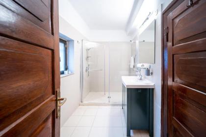 Art Apartment In Mamila - Villa Rehavia - image 22