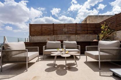 King David Penthouse with private pool - image 4