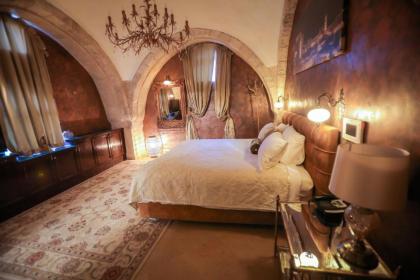 Western Wall Luxury House - image 12
