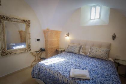 Western Wall Luxury House - image 22